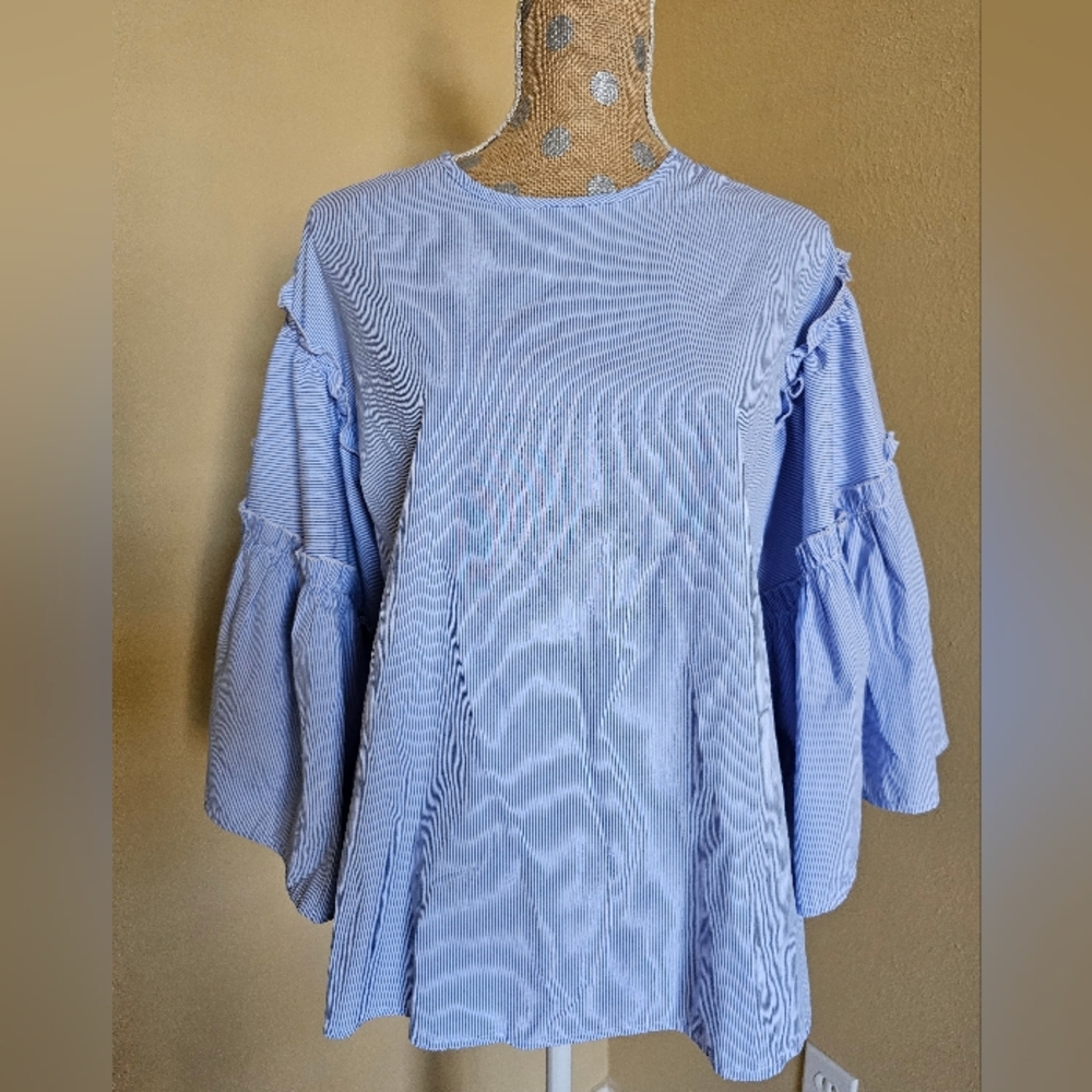 Blue White Striped Blouse Shirt Flutter Bell Ruffle Sleeve dRA Los Angeles